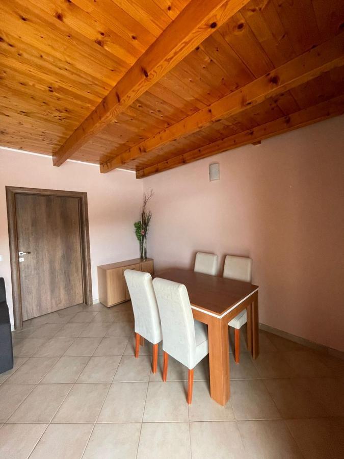 Apartments Vesna Tivat Eksteriør bilde