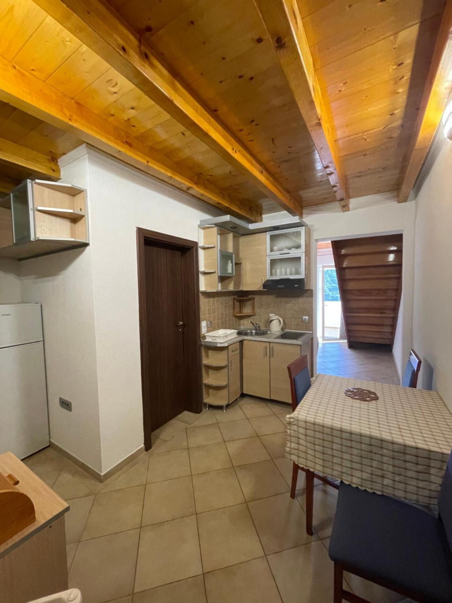 Apartments Vesna Tivat Eksteriør bilde