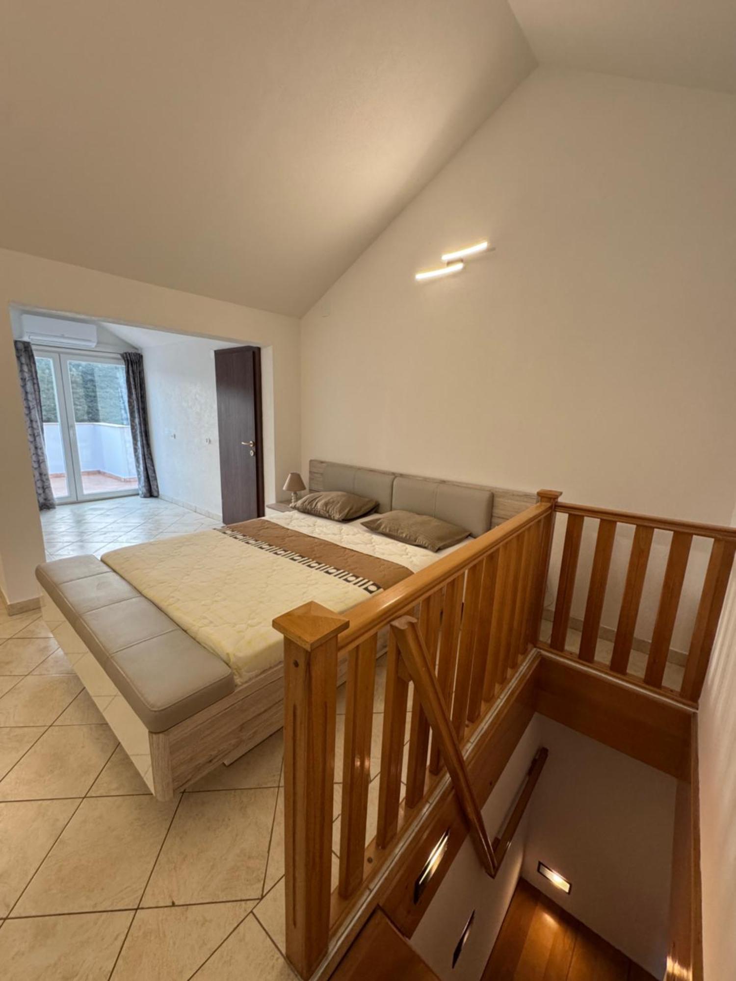 Apartments Vesna Tivat Eksteriør bilde